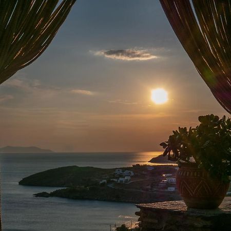 Aerino Seaside Villa Agios Romanos Eksteriør bilde