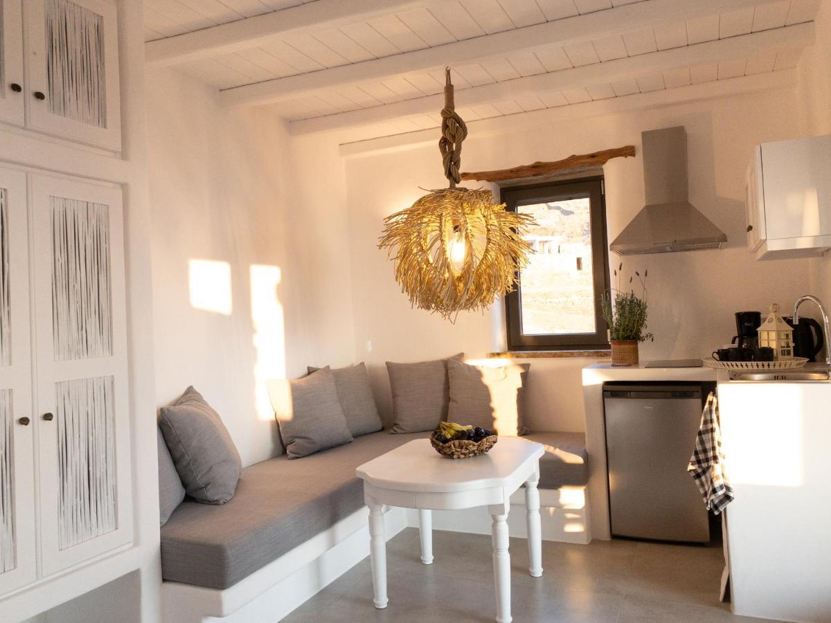 Aerino Seaside Villa Agios Romanos Eksteriør bilde